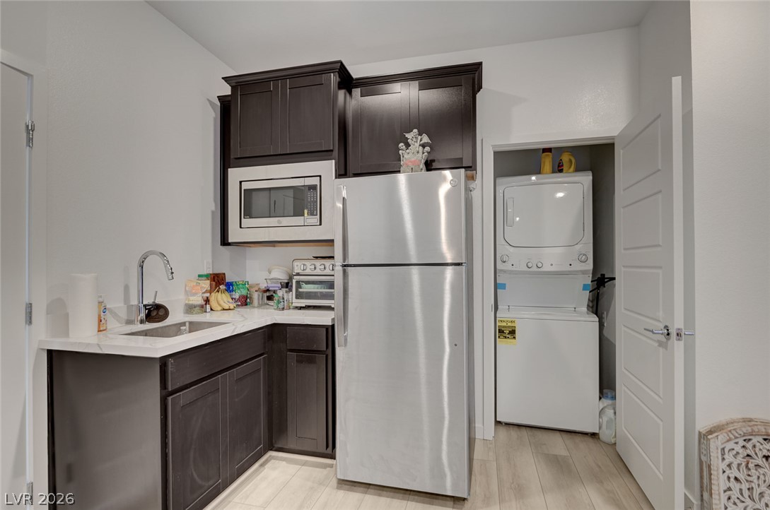 4148 Paragon Crest Court