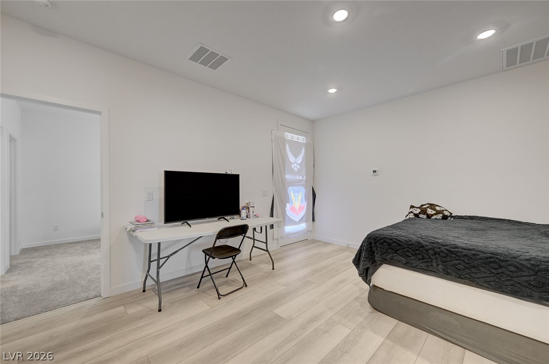 4148 Paragon Crest Court