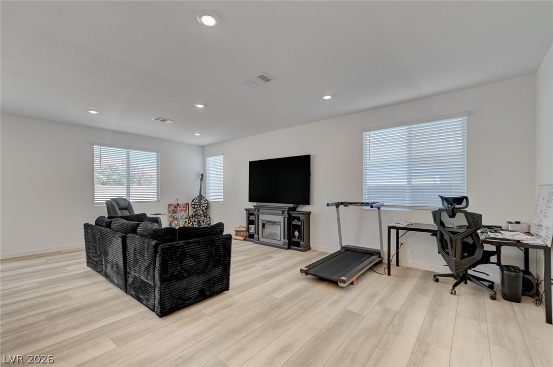 4148 Paragon Crest Court