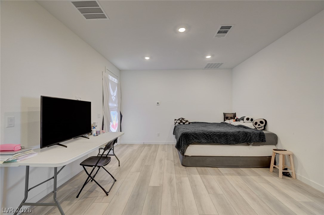 4148 Paragon Crest Court