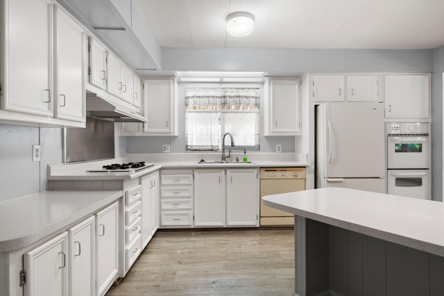 4420 Pleasant Valley Road 107