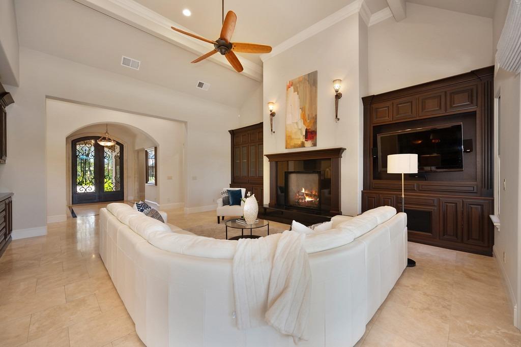 3019 Courbet Way