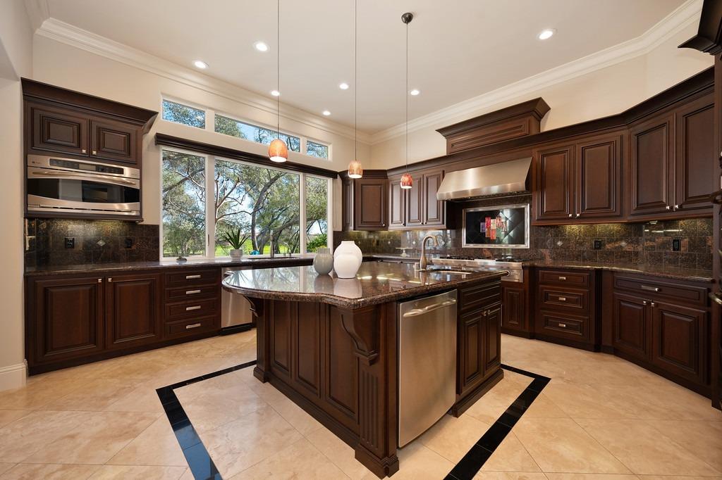 3019 Courbet Way