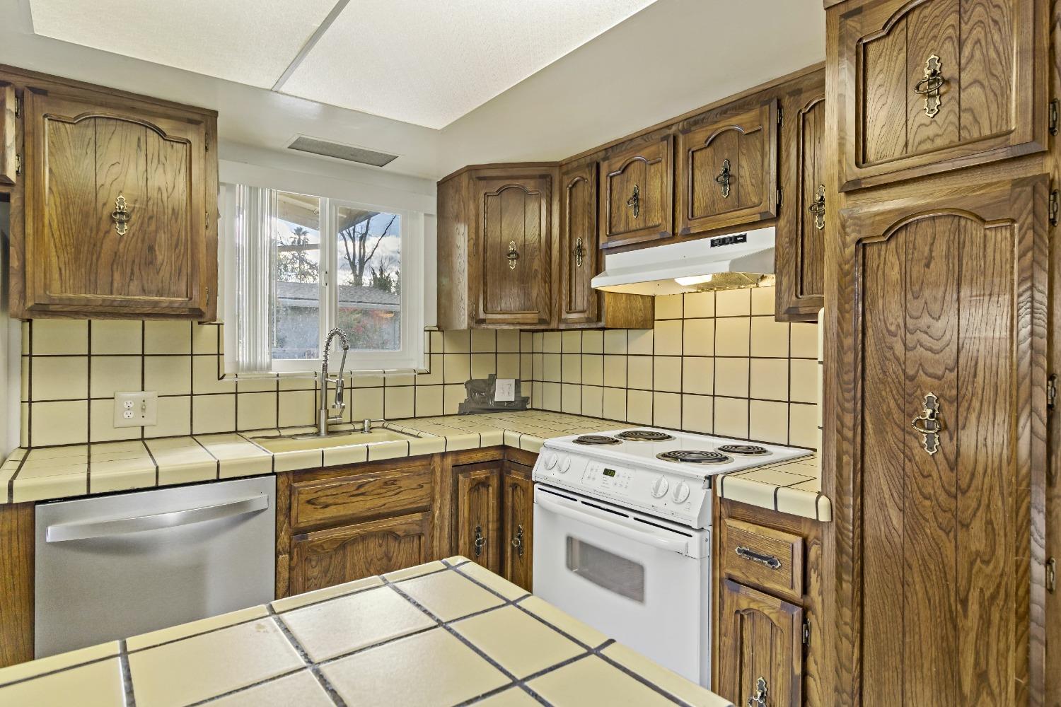 3764 Quinlan Lane