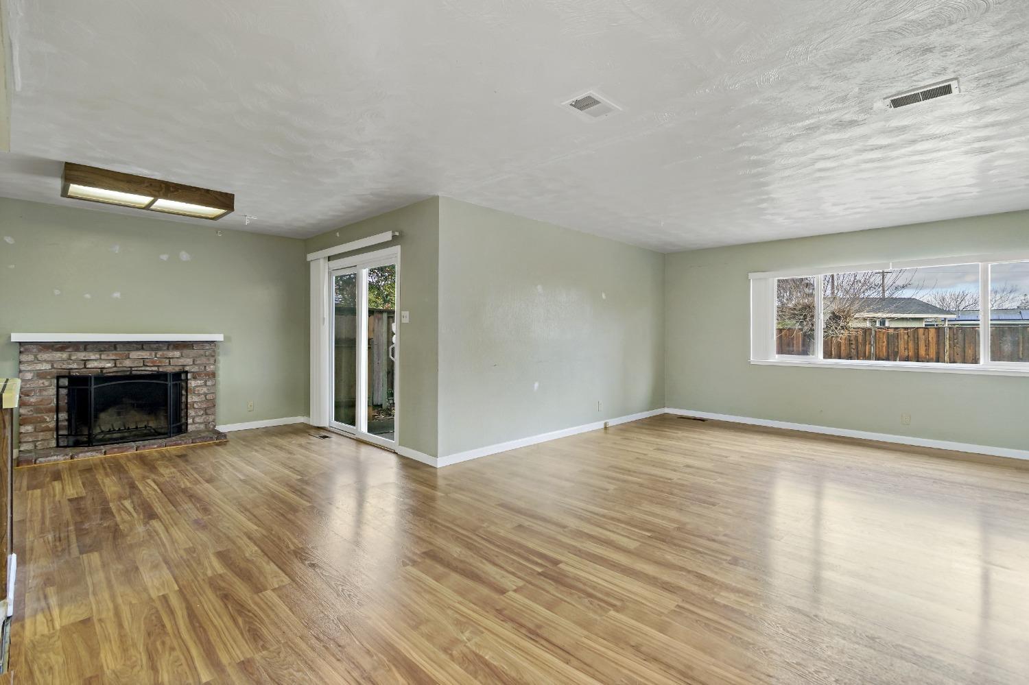 3764 Quinlan Lane