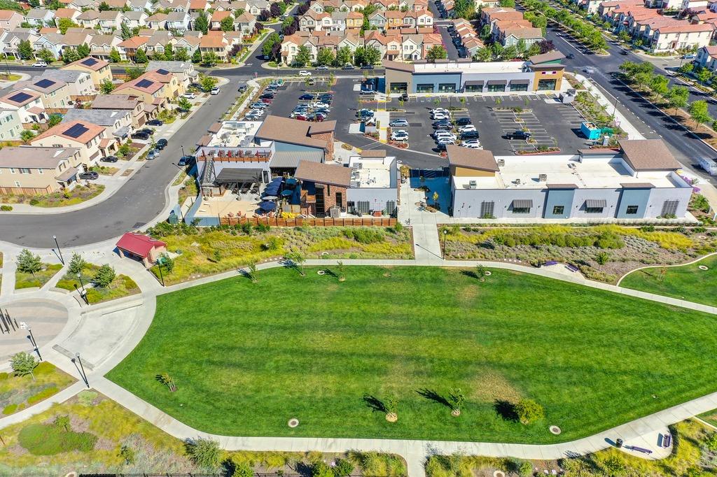 1352 Grand Junction Way