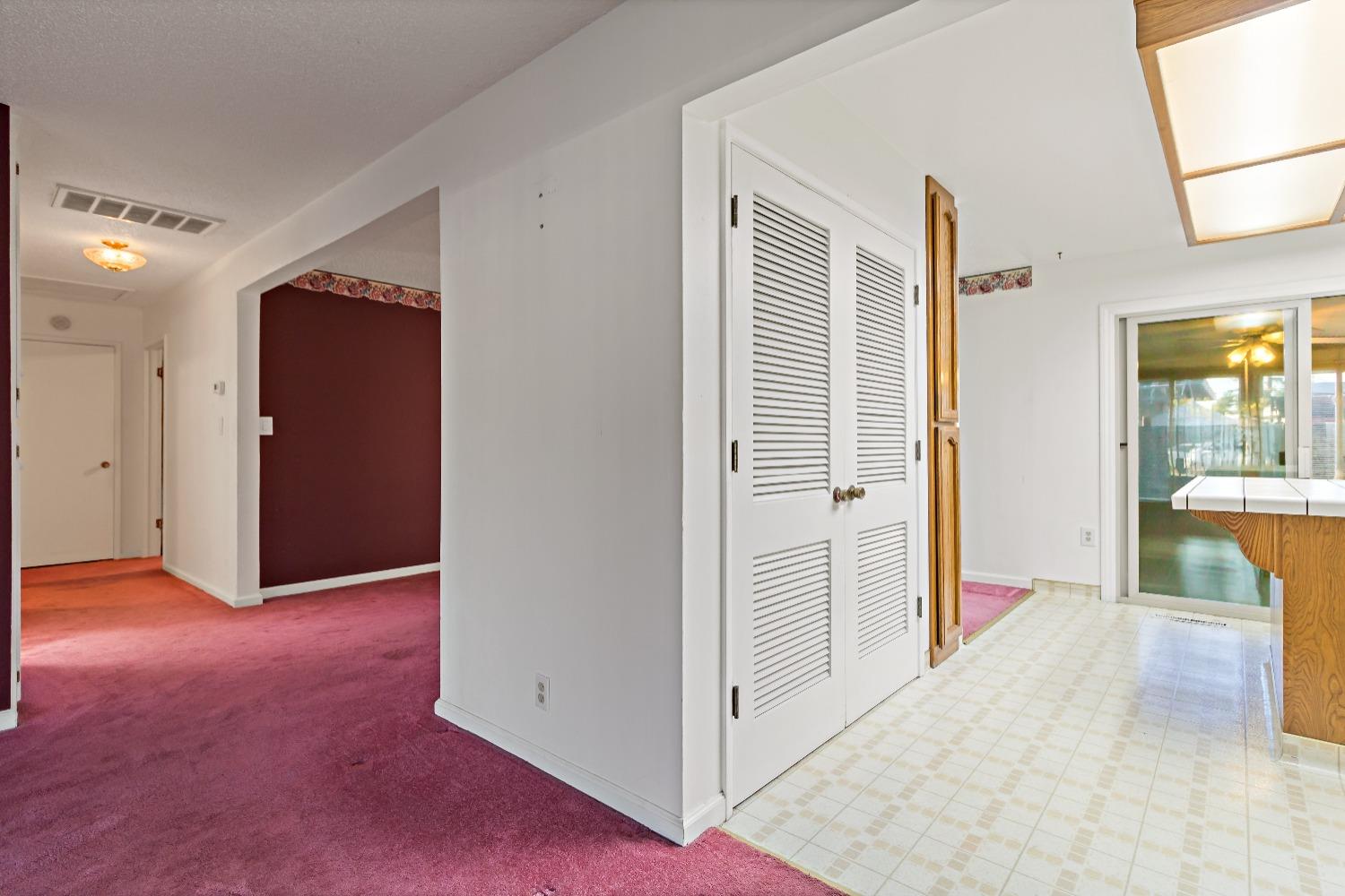 1211 1213 Normandy Way