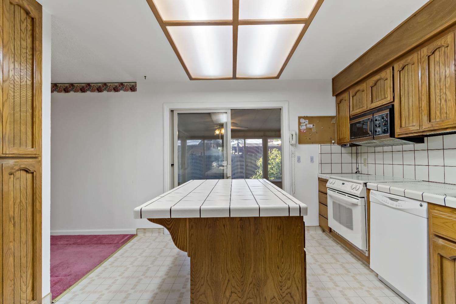 1211 1213 Normandy Way