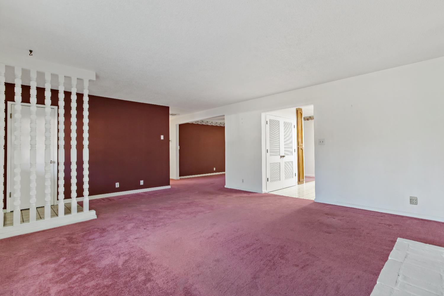 1211 1213 Normandy Way