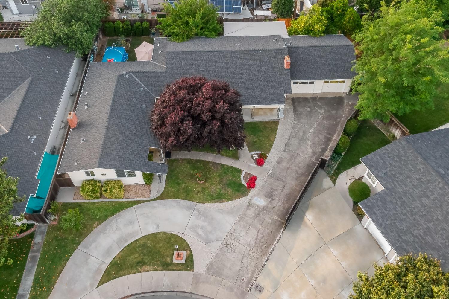 1211 1213 Normandy Way