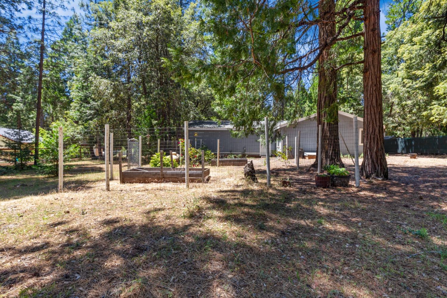 18715 Gold Creek Trail