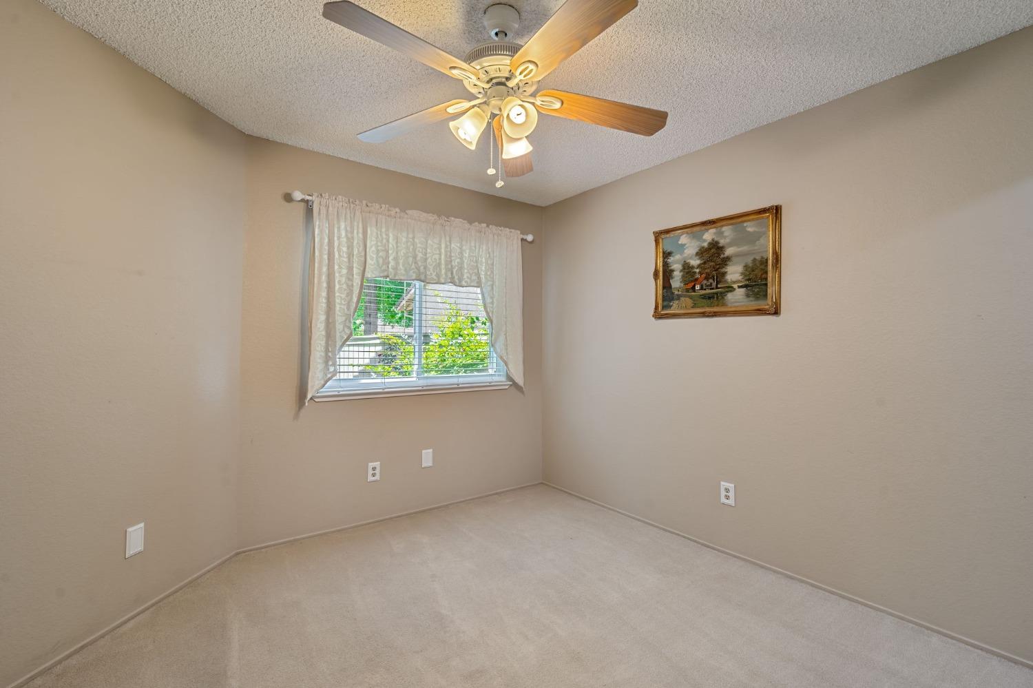 8069 Forest Glen Way