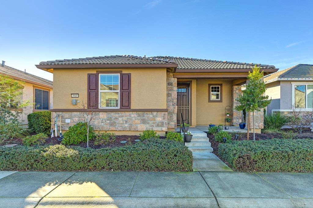 3940 Euboea Island Lane