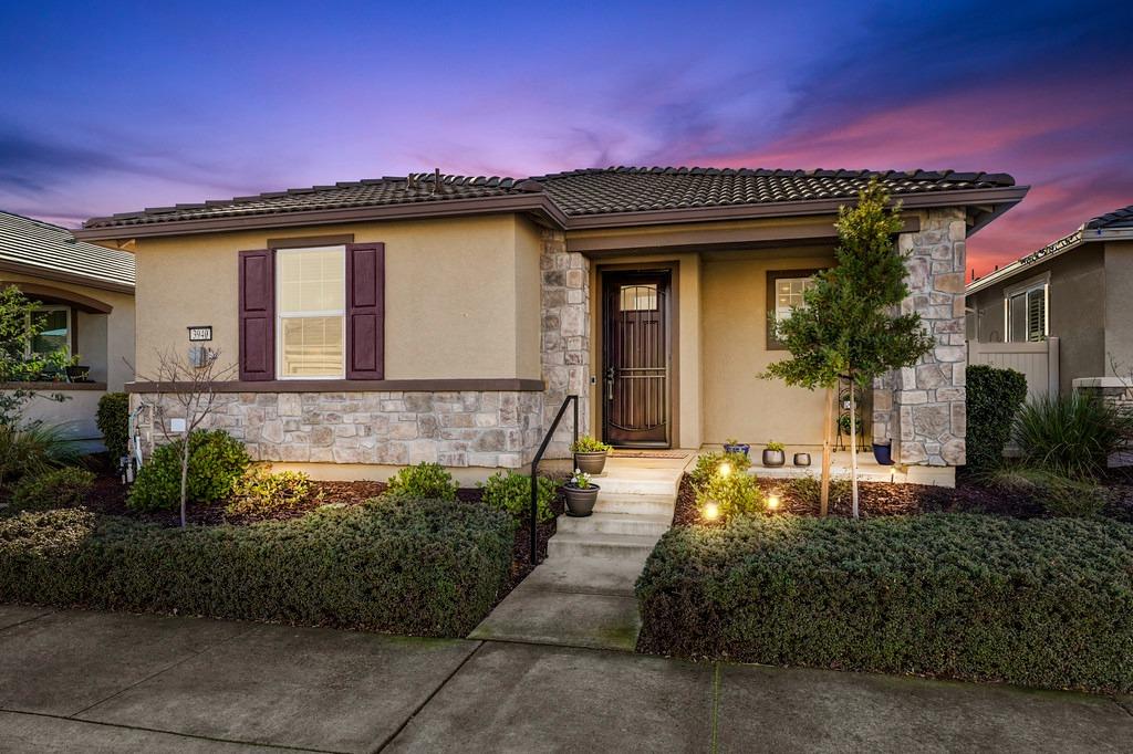 3940 Euboea Island Lane