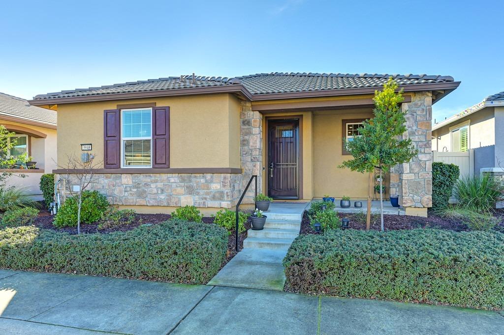 3940 Euboea Island Lane