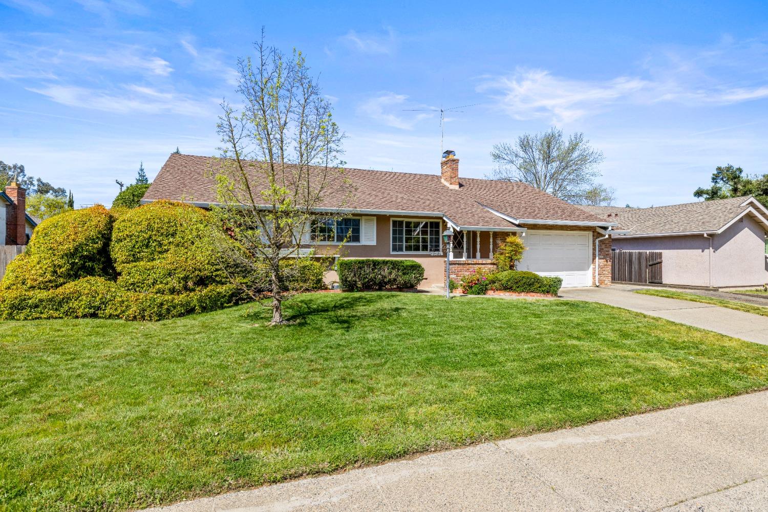 3923 San Juan Avenue