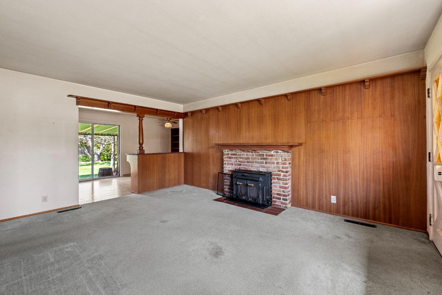 3923 San Juan Avenue