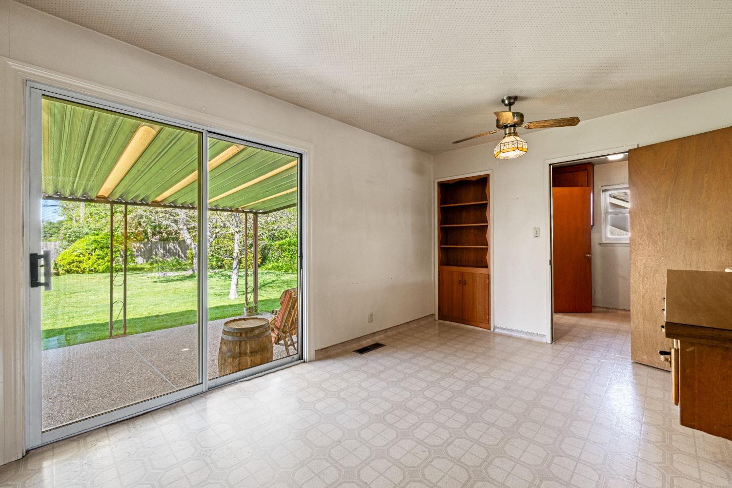 3923 San Juan Avenue