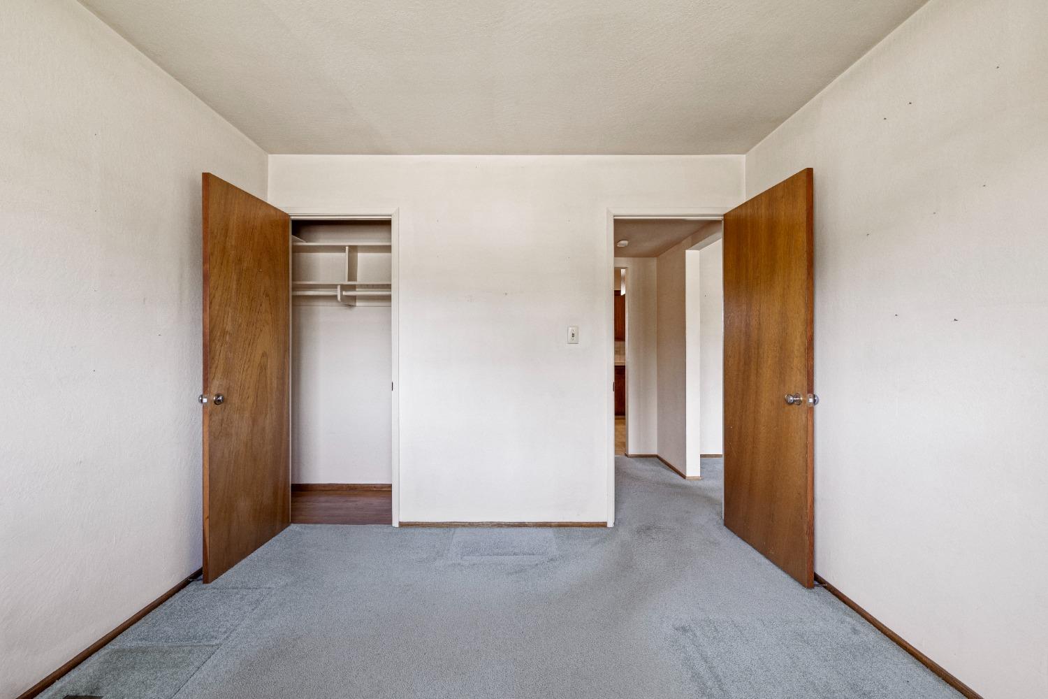 3923 San Juan Avenue