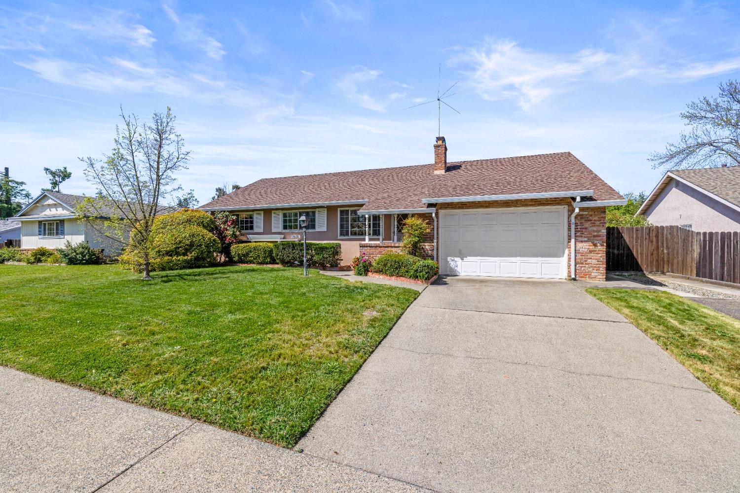 3923 San Juan Avenue