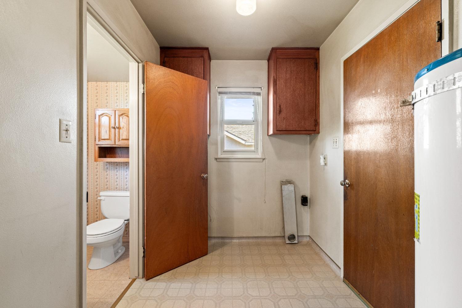 3923 San Juan Avenue