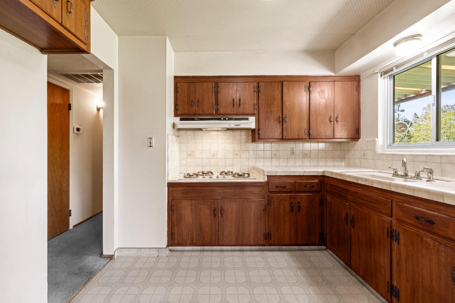 3923 San Juan Avenue