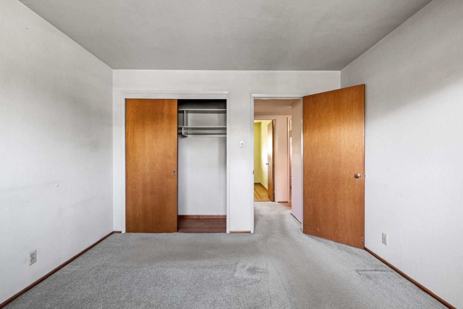 3923 San Juan Avenue