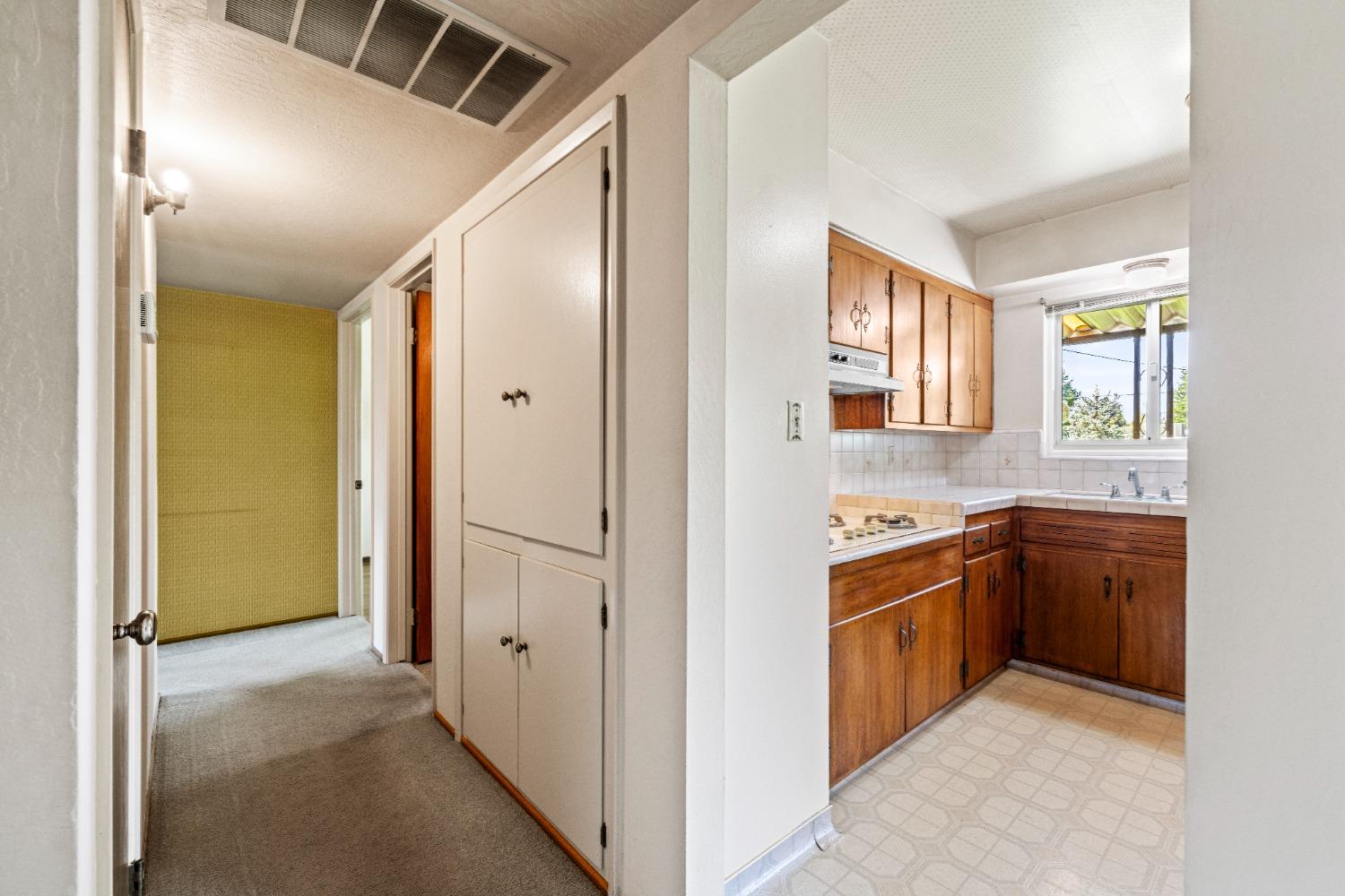 3923 San Juan Avenue