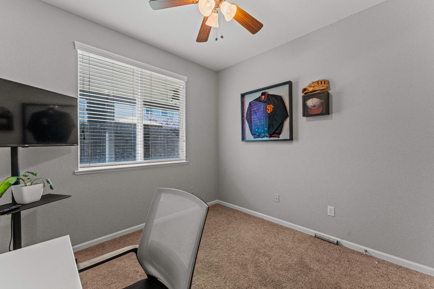 1283 Torrington Lane