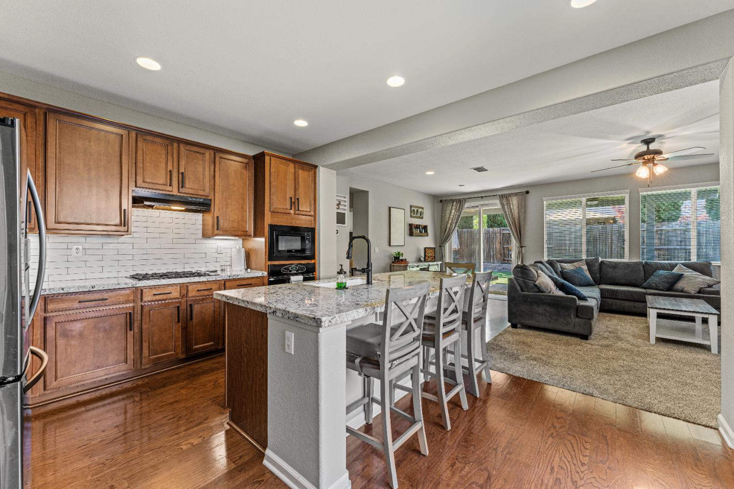 1283 Torrington Lane