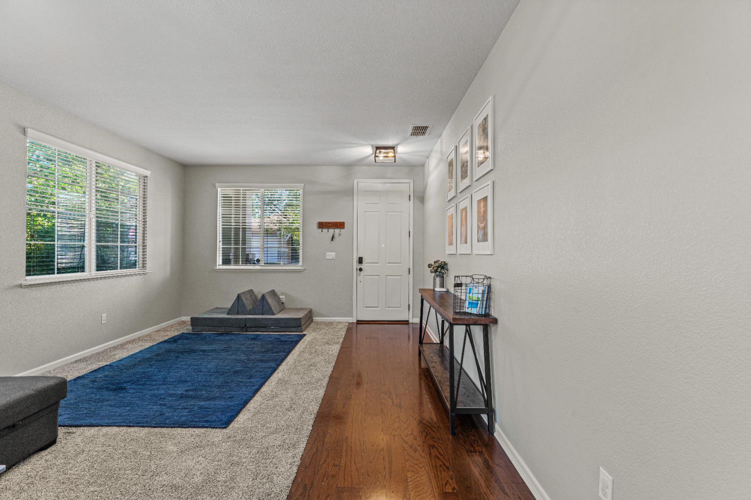 1283 Torrington Lane