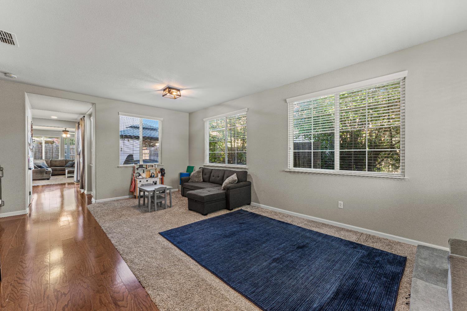 1283 Torrington Lane