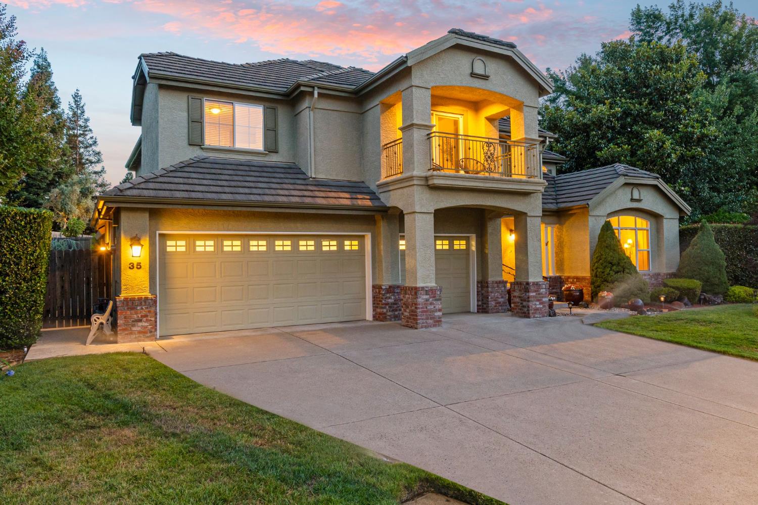 35 Legacy Court