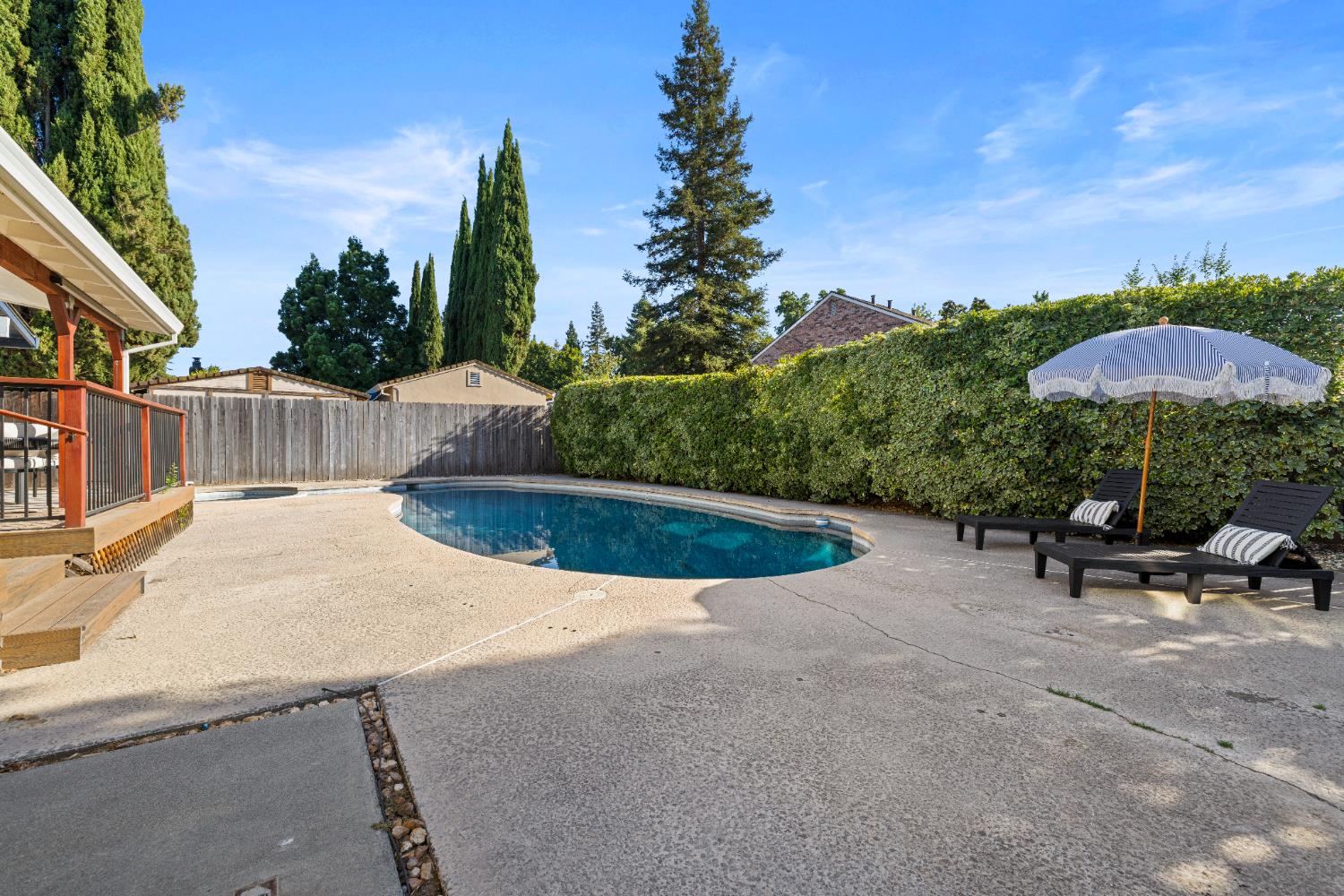 3870 Maudray Way
