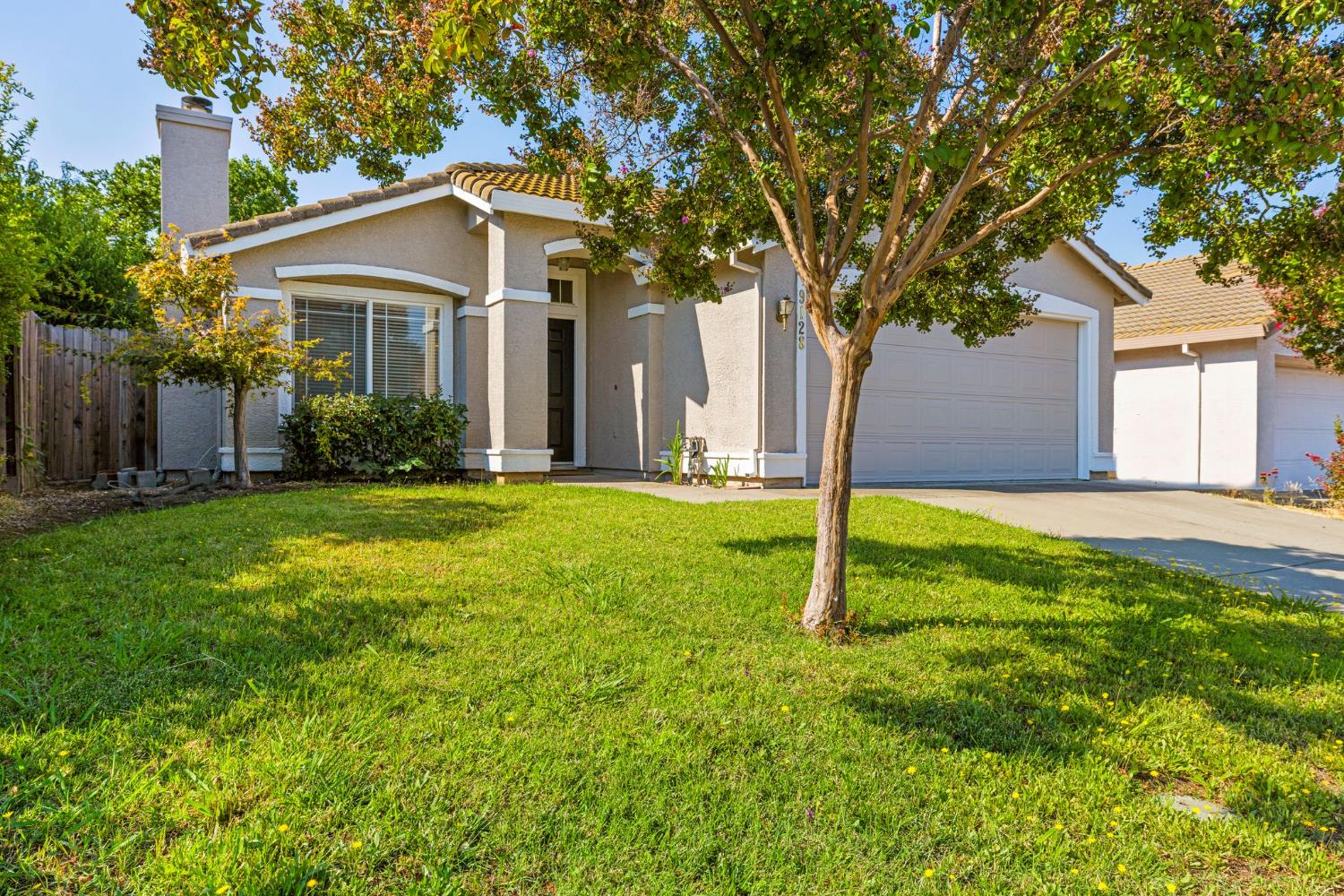 9128 Devon Crest Way