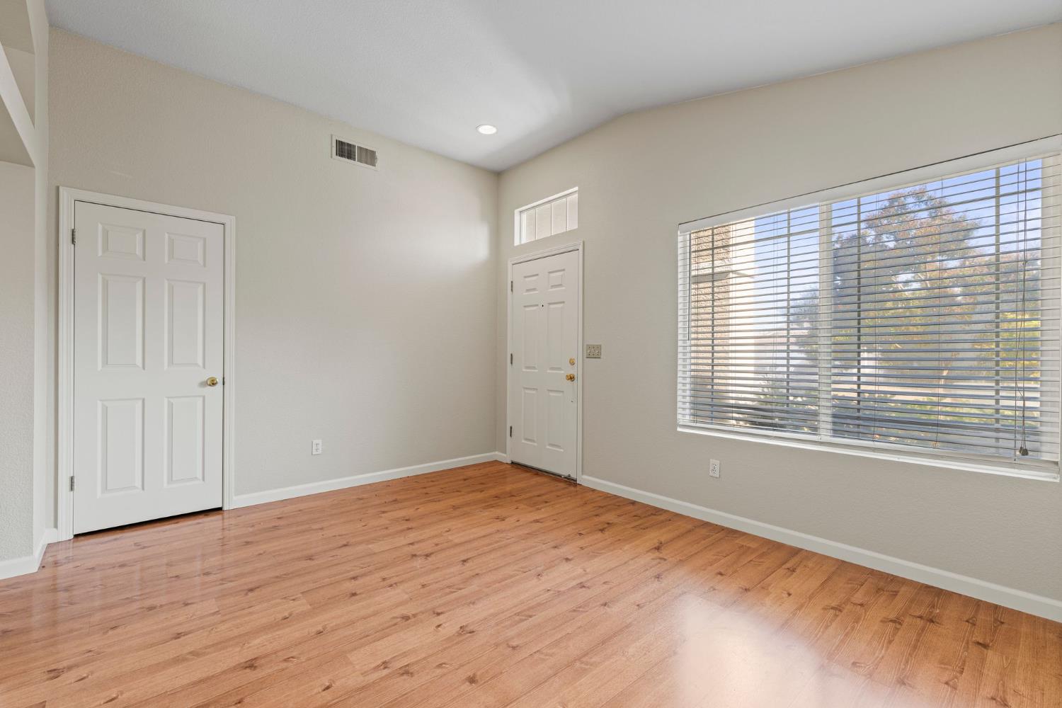 9128 Devon Crest Way