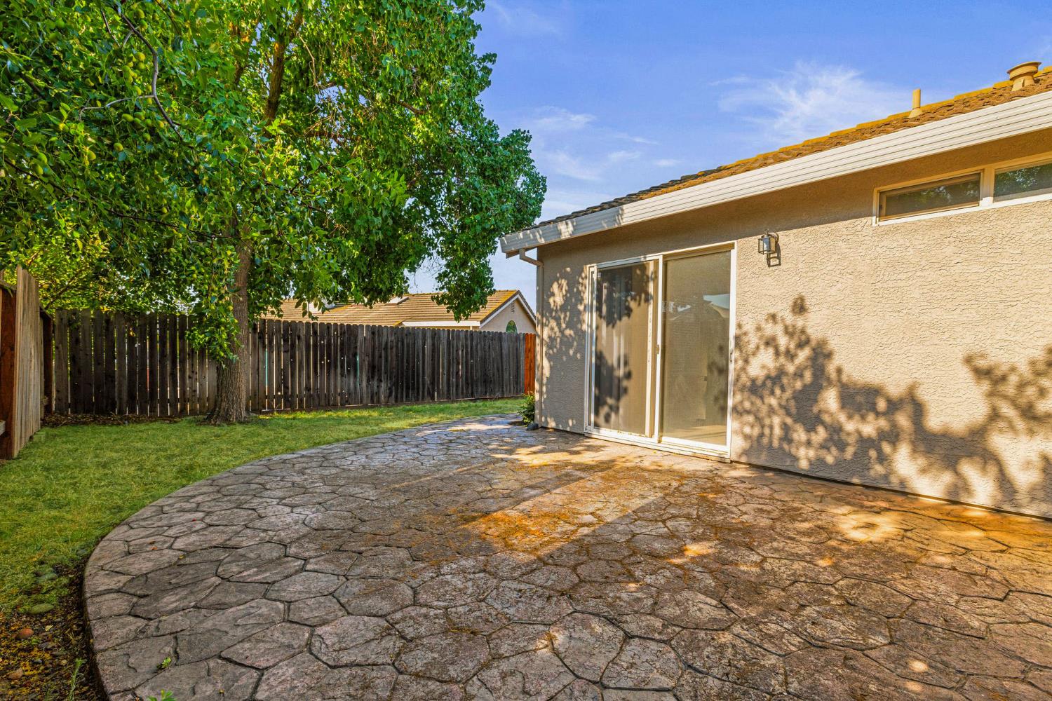 9128 Devon Crest Way