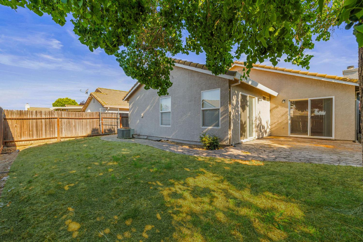 9128 Devon Crest Way