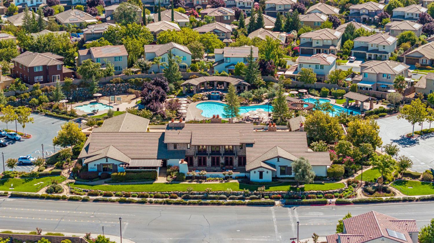 2717 Dana Loop