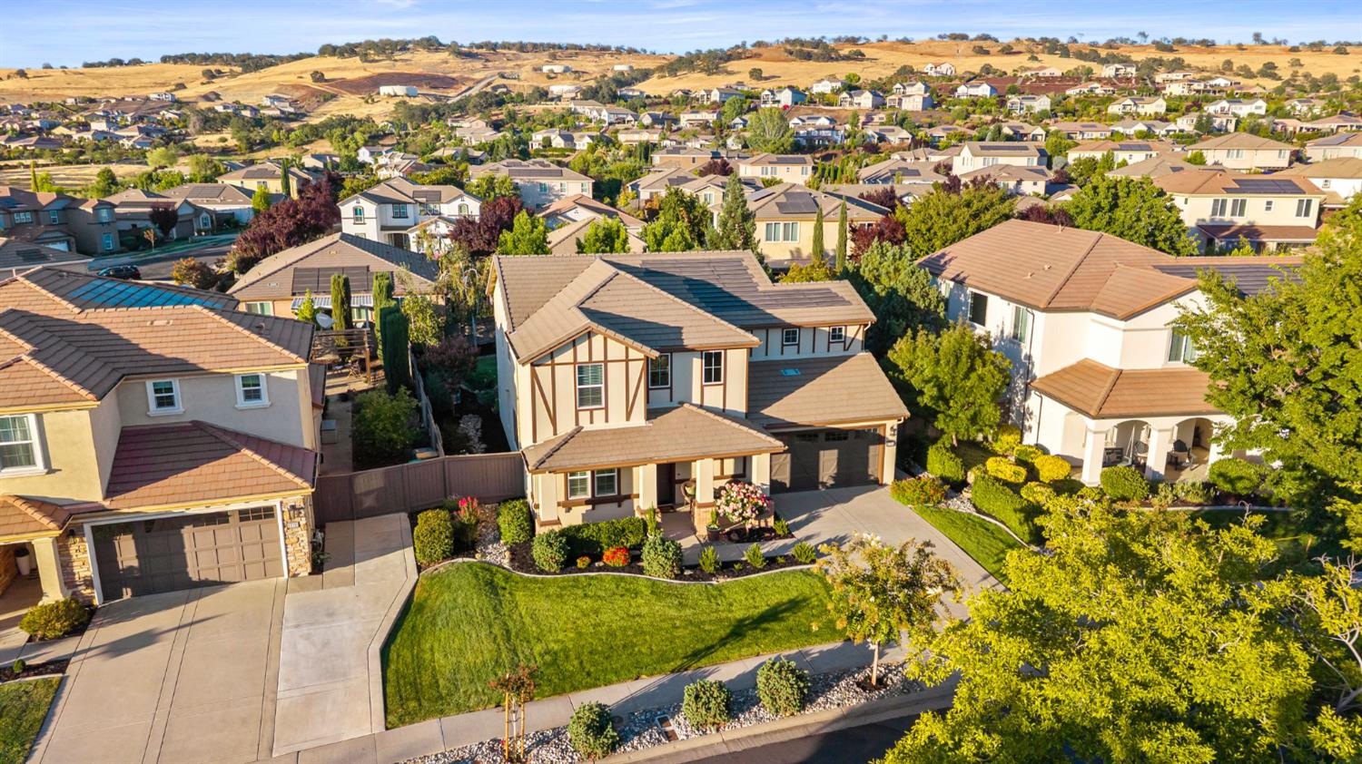 2717 Dana Loop
