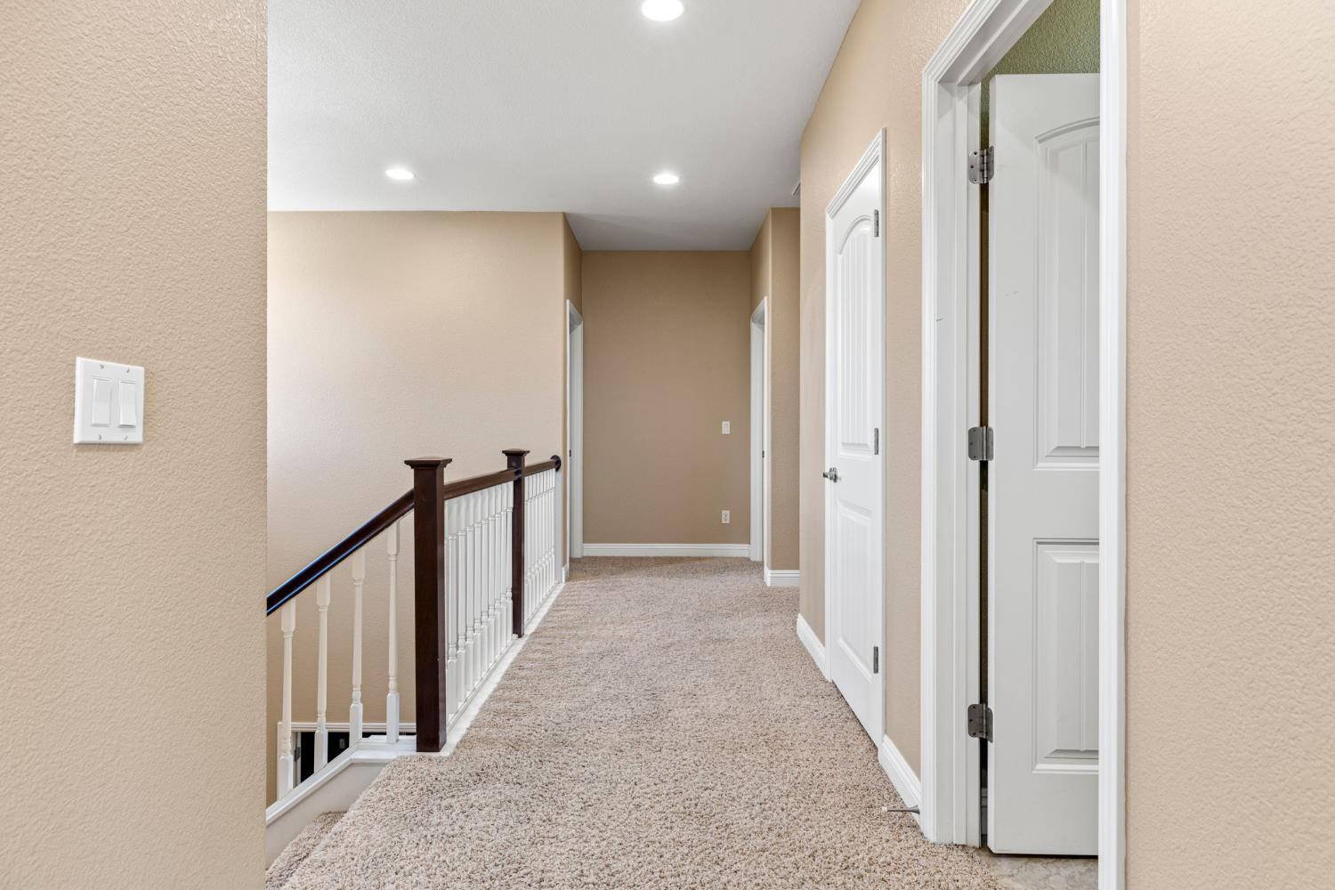 2717 Dana Loop
