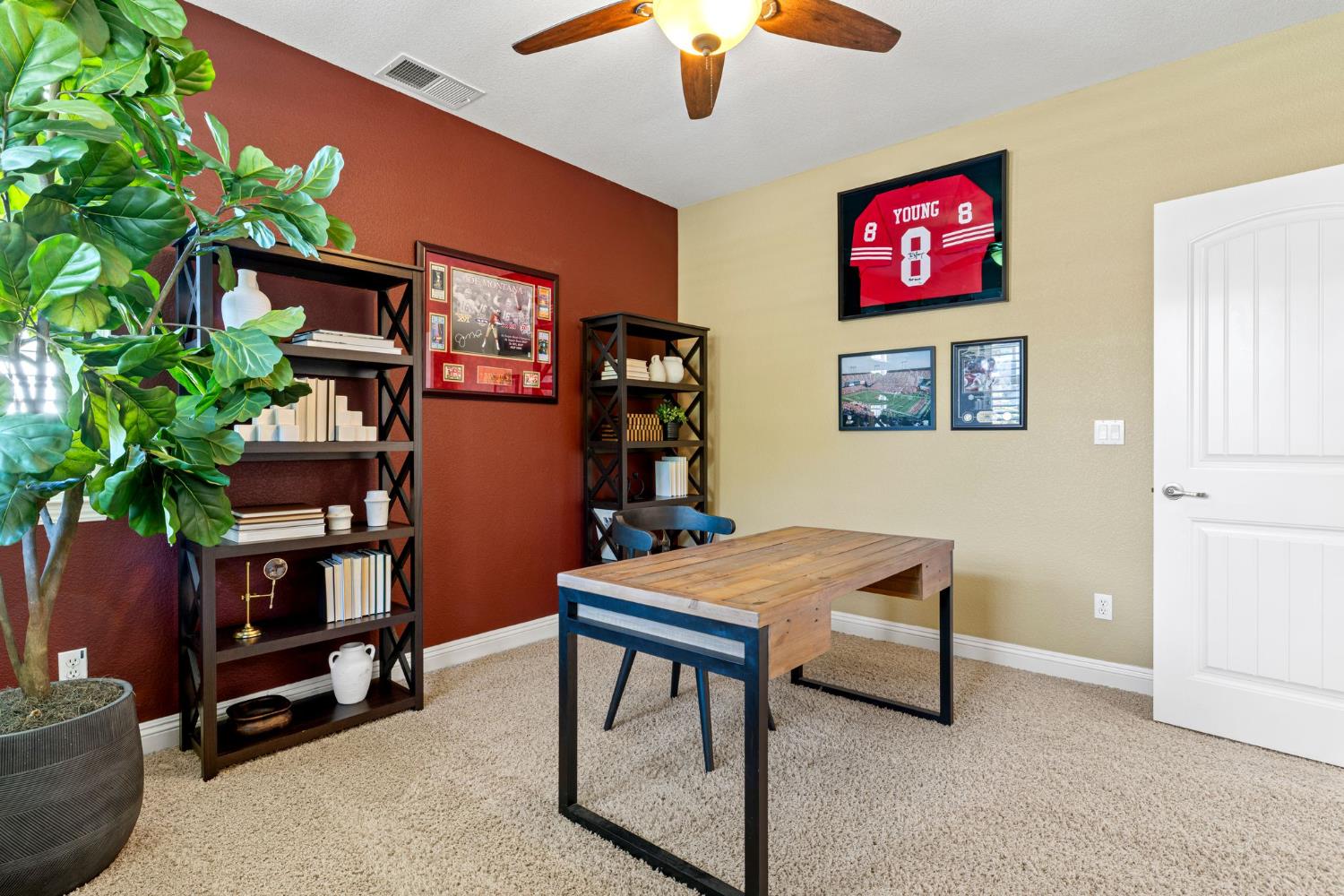 2717 Dana Loop