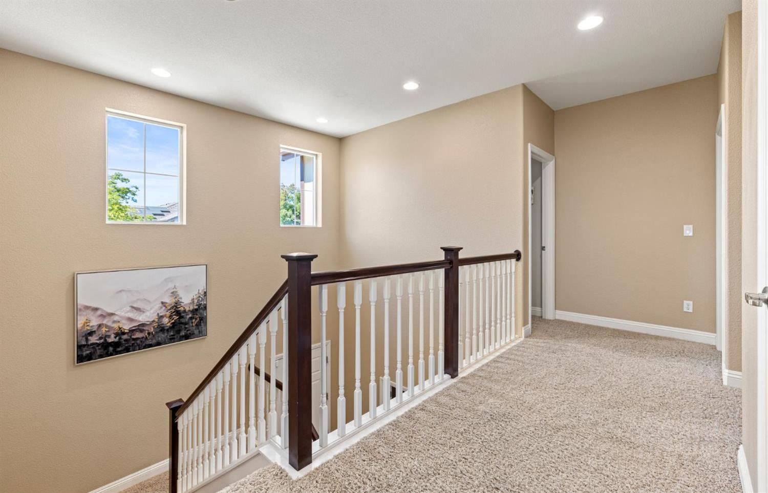 2717 Dana Loop
