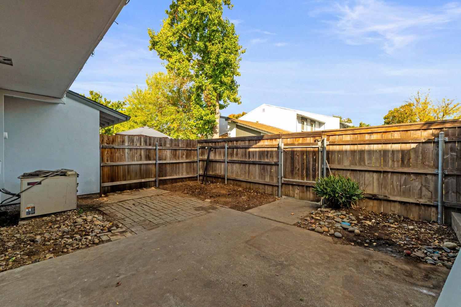 5113 Greenberry Drive