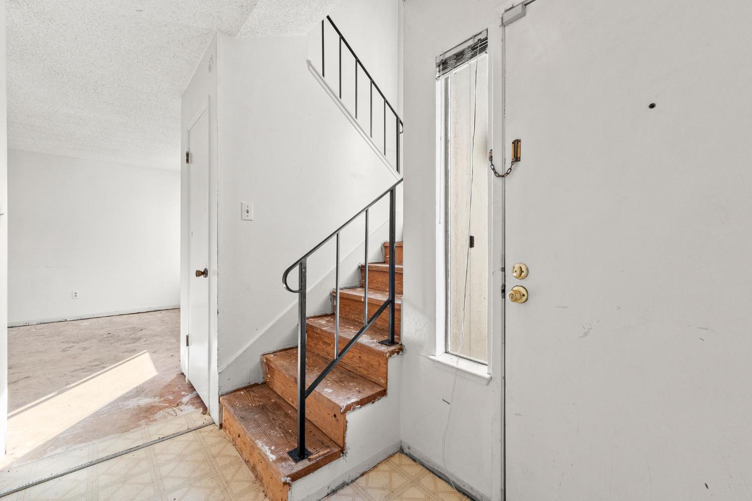 5113 Greenberry Drive