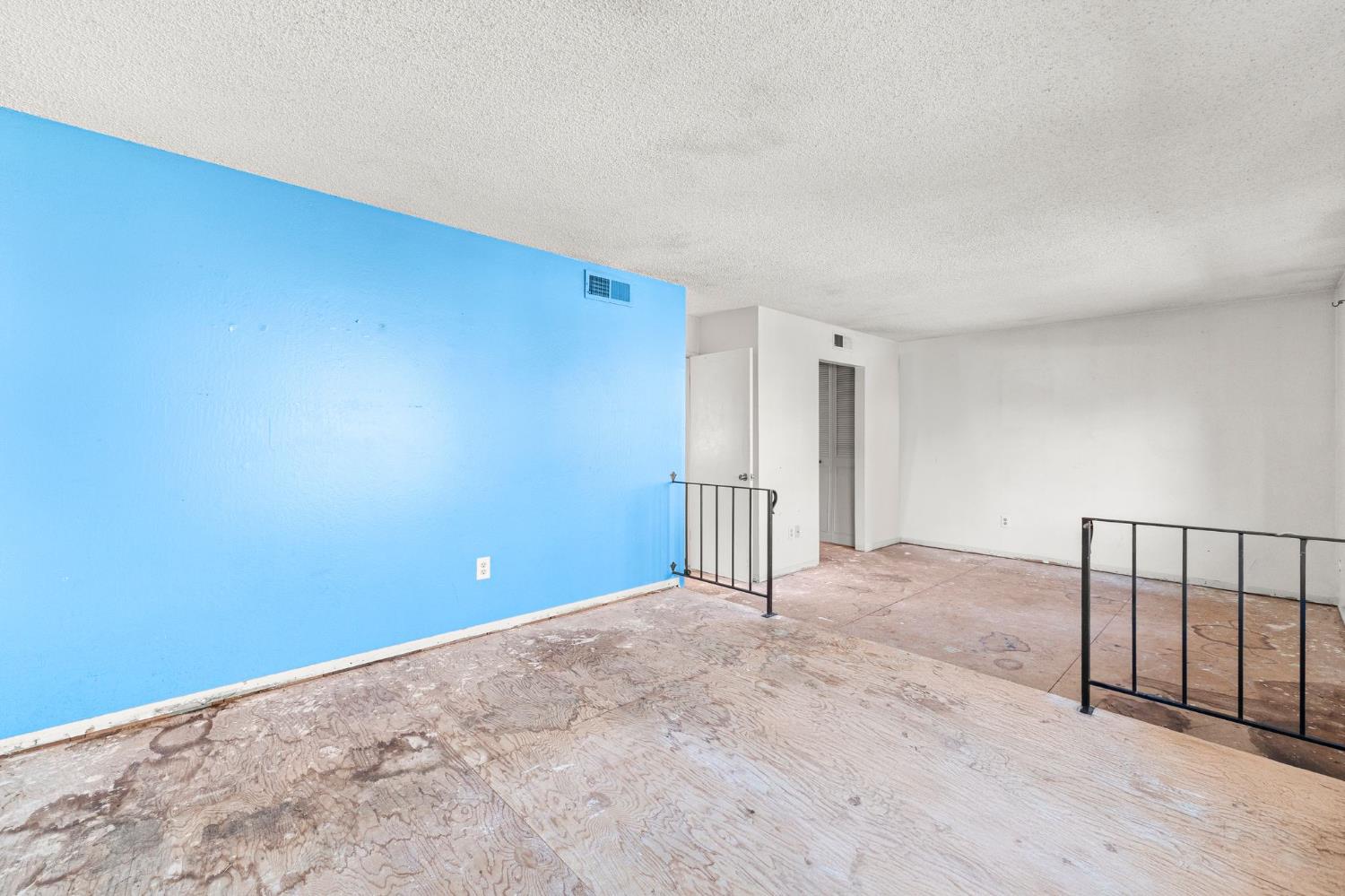 5113 Greenberry Drive