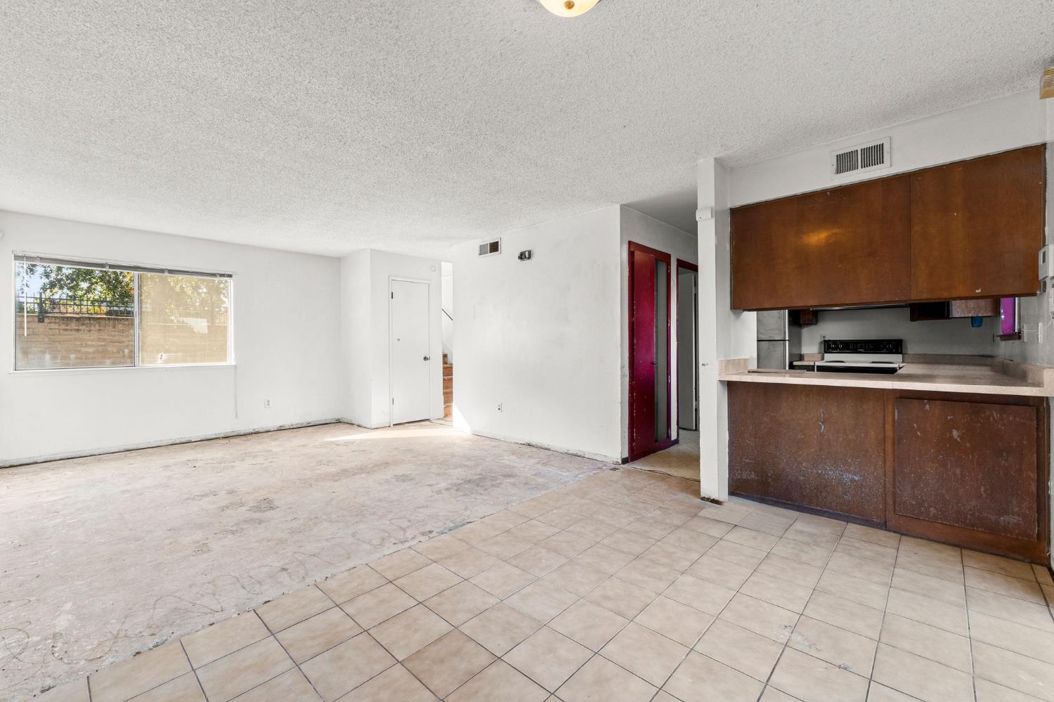 5113 Greenberry Drive