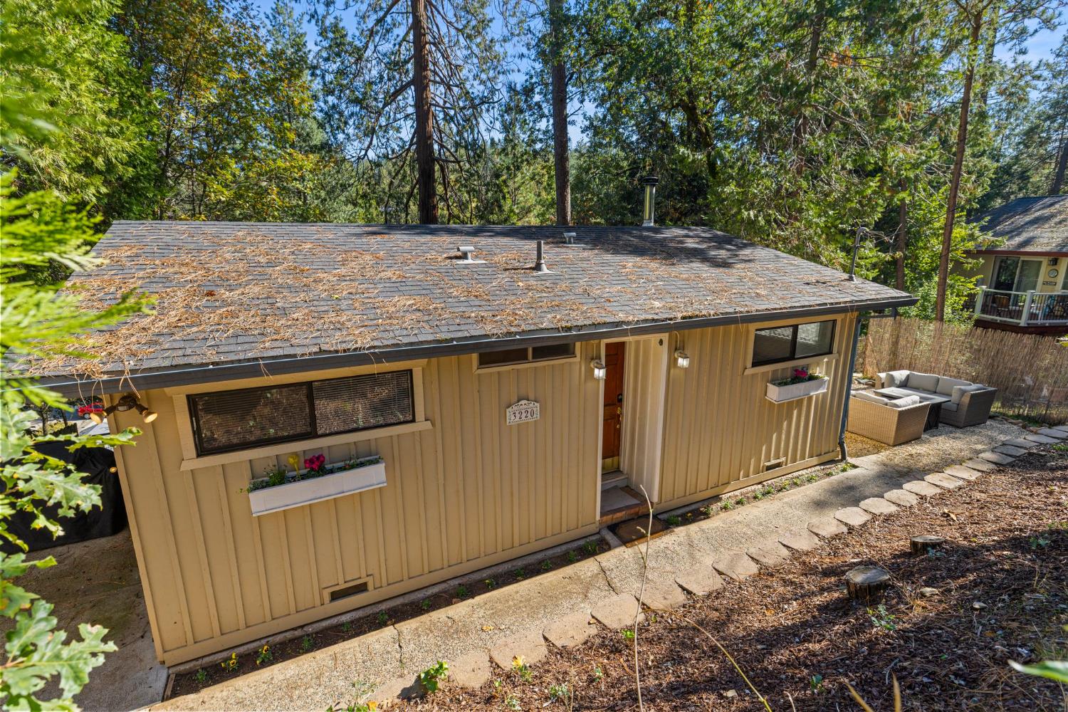 3220 Naomi Way