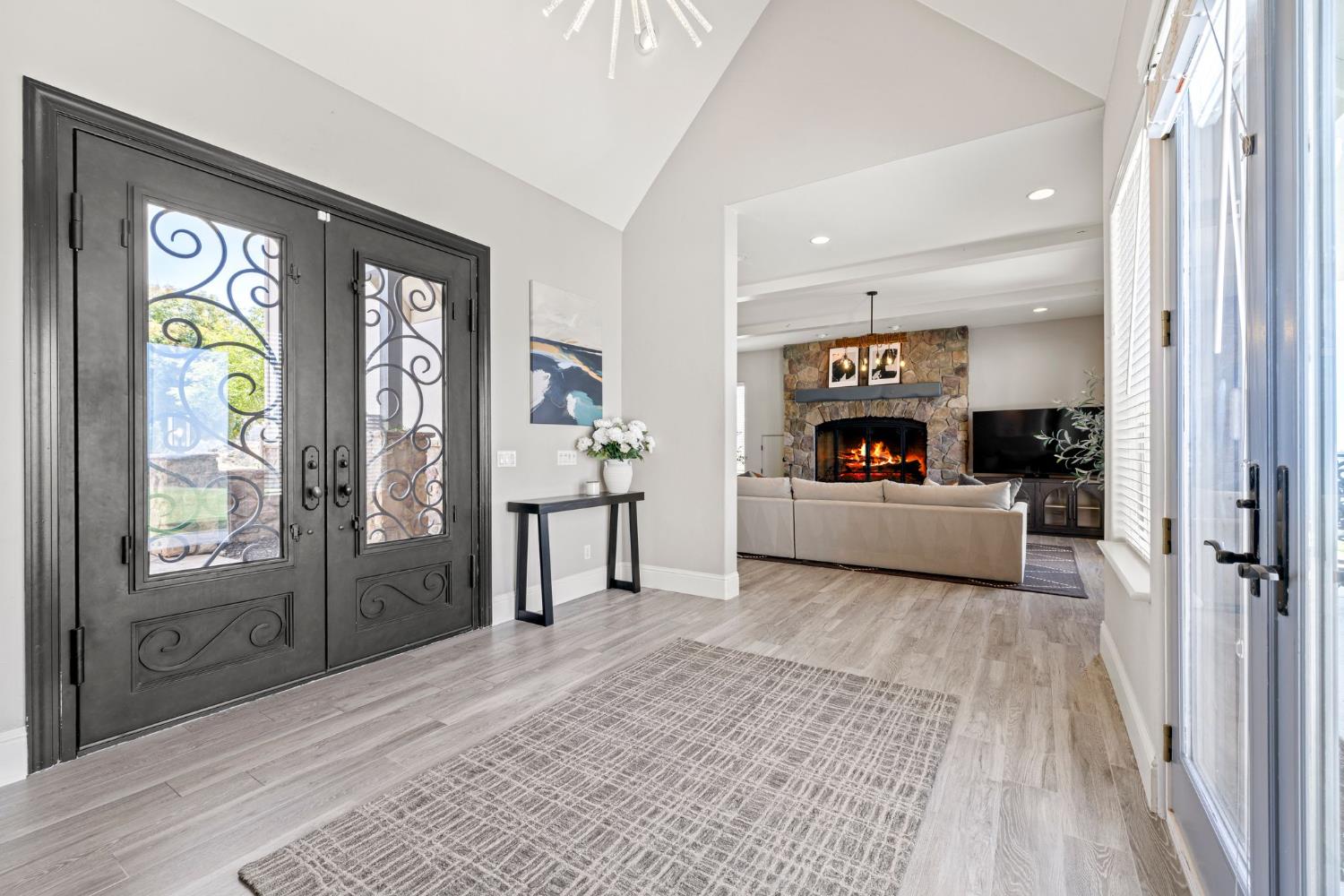 2001 Salmon Valley Lane