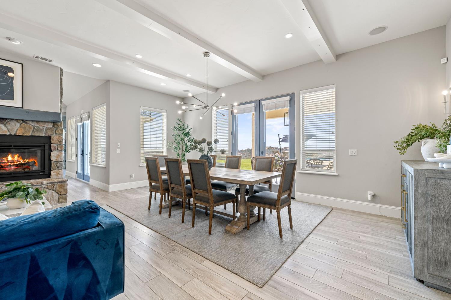 2001 Salmon Valley Lane